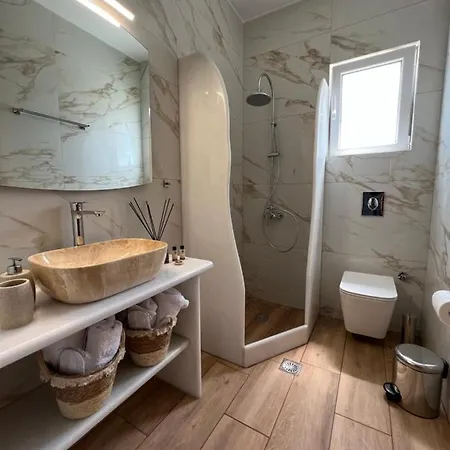 Katerina & Studios * Naoussa