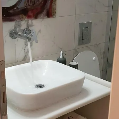 Katerina & Studios Apartment